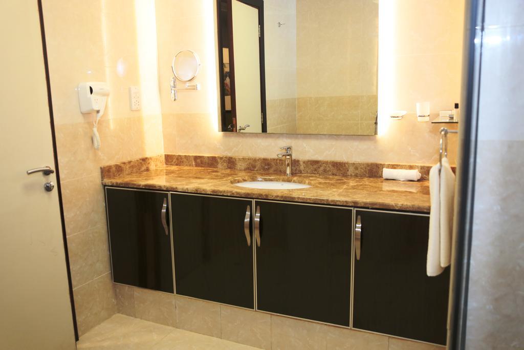 Al Faris 1 Hotel Apartments Dubai Luaran gambar